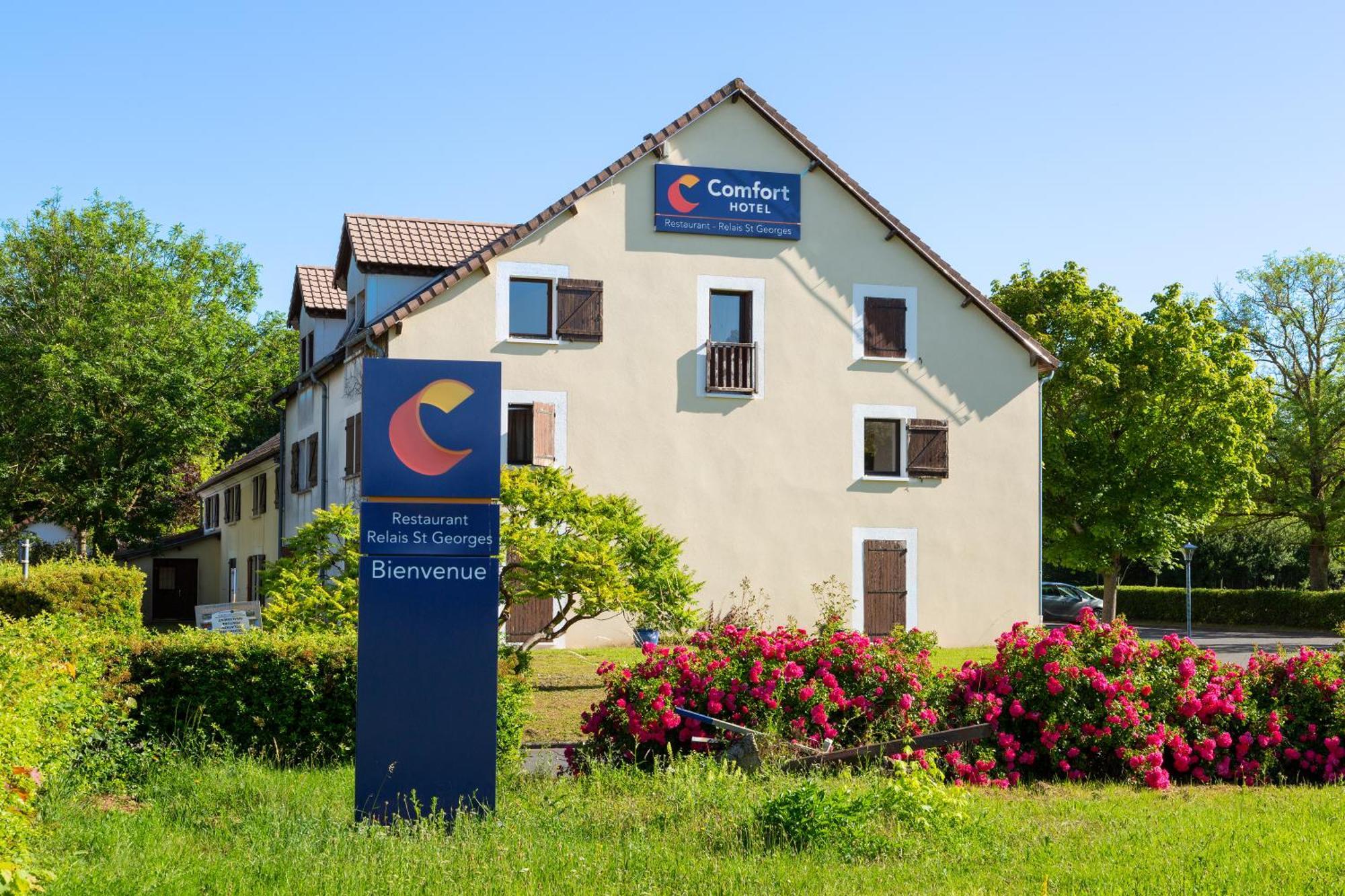 Comfort Hotel Pithiviers Exterior photo